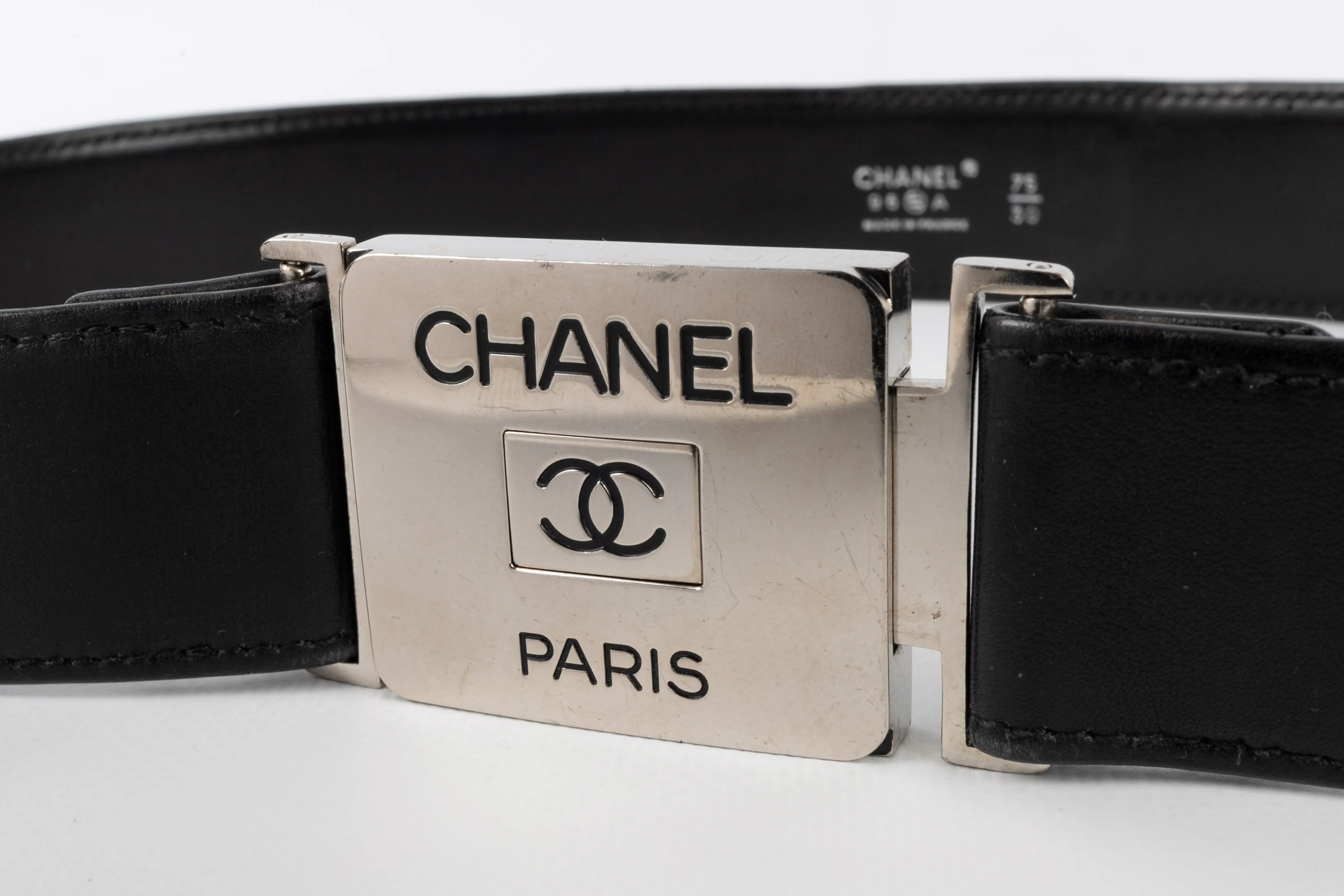 Ceinture en cuir Chanel Automne 1996